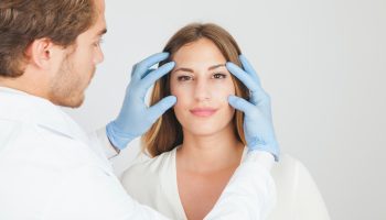 BLEFAROPLASTIA